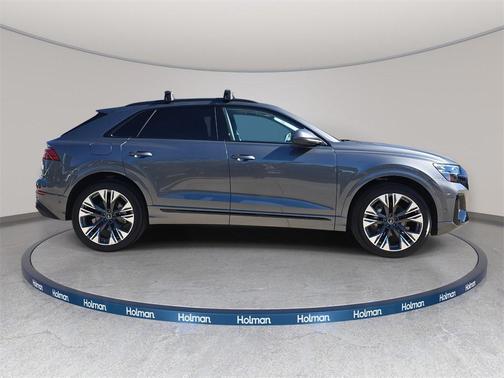 2025 Audi Q8 55 Premium Plus