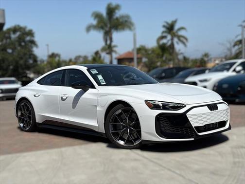 2025 Audi RS e-tron GT performance