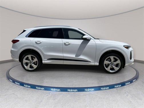 2025 Audi Q5 Premium Plus TFSI quattro S tronic