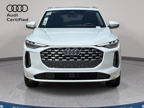 Glacier White Metallic 2025 Audi Q5 Premium Plus TFSI quattro S tronic