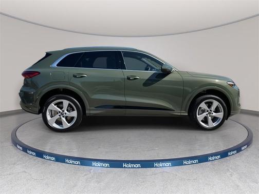 2025 Audi Q5 Premium Plus