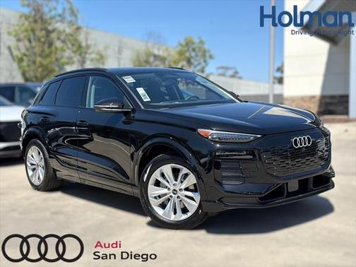 2025 Audi Q6 e-tron Premium Plus