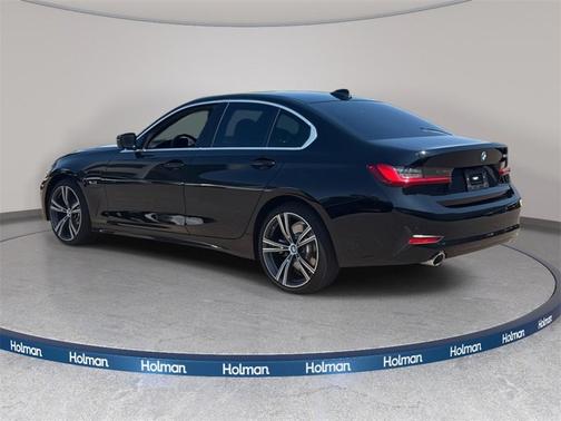 2022 BMW 330e Base