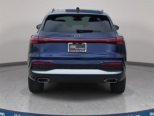 2025 Audi Q5 Premium TFSI quattro S tronic