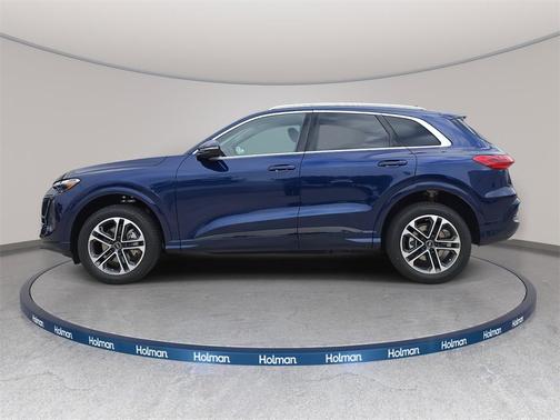 2025 Audi Q5 Premium TFSI quattro S tronic