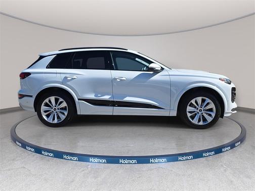 2025 Audi Q6 e-tron Premium Plus