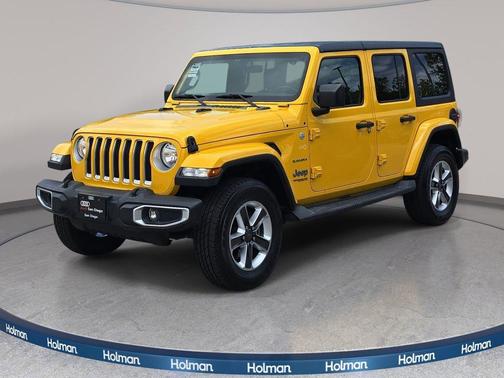 Baja Yellow Clearcoat 2019 Jeep Wrangler Unlimited Sahara