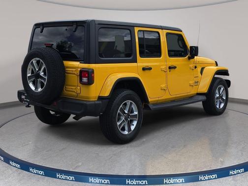 Baja Yellow Clearcoat 2019 Jeep Wrangler Unlimited Sahara