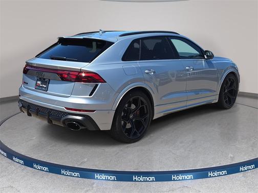 2025 Audi RS Q8 4.0T