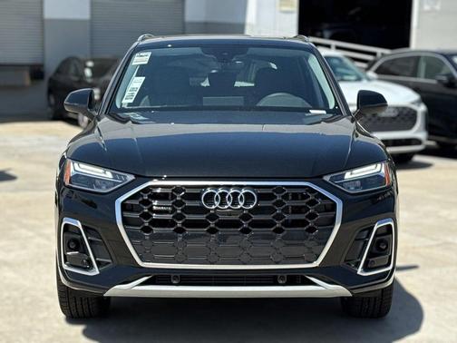 2025 Audi Q5 55 S line Premium Plus
