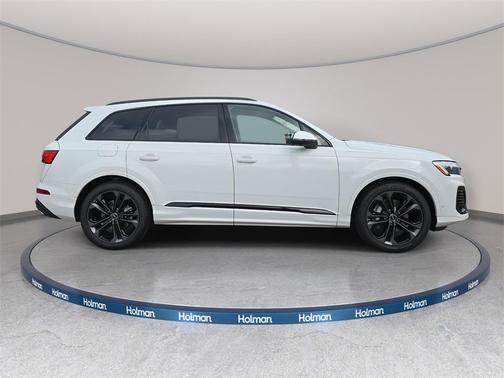 2026 Audi Q7 55 Premium Plus