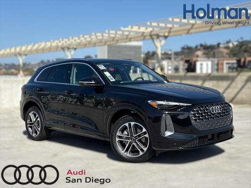 2025 Audi Q5 Premium