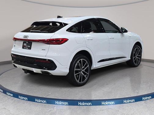 Arkona White 2026 Audi Q5 Sportback Premium Plus TFSI quattro S tronic