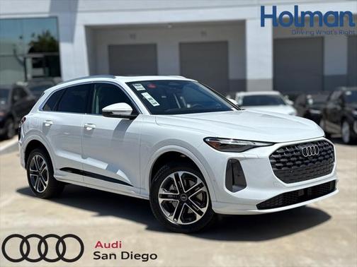 2025 Audi Q5 Premium