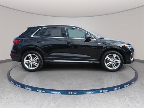 2024 Audi Q3 45 S line Premium Plus