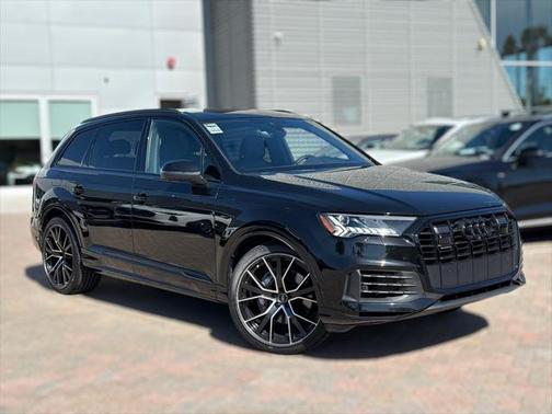 2023 Audi Q7 55 Prestige