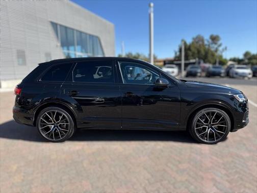 2023 Audi Q7 55 Prestige
