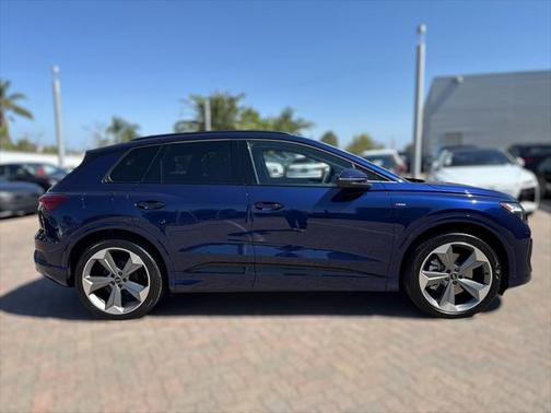 2025 Audi Q4 e-tron Premium Plus 55 quattro