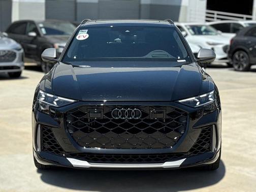 2025 Audi RS Q8 4.0T