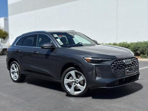 2025 Audi Q5 Premium Plus