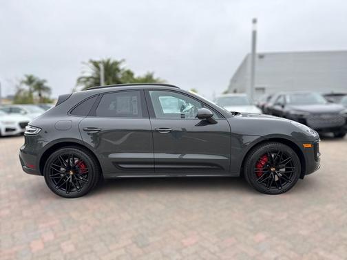 2022 Porsche Macan GTS