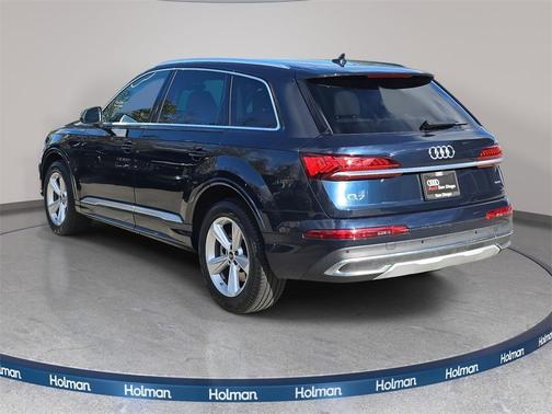 2023 Audi Q7 45 Premium