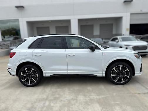 2025 Audi Q3 45 S line Premium Plus