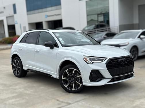 2025 Audi Q3 45 S line Premium Plus