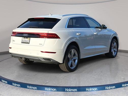 2020 Audi Q8 55 Premium