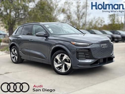 2025 Audi Q6 e-tron Premium Plus quattro