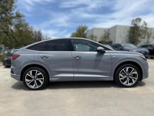 2025 Audi Q4 e-tron Sportback Premium Plus 55 quattro