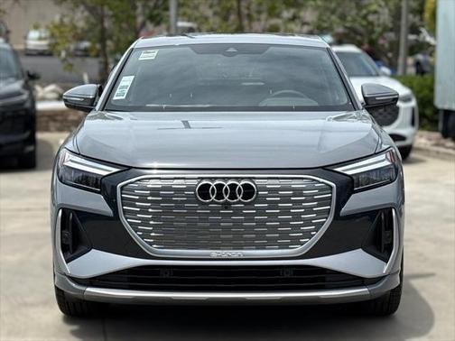 2025 Audi Q4 e-tron Sportback Premium Plus 55 quattro