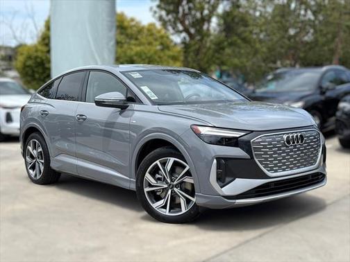 2025 Audi Q4 e-tron Sportback Premium Plus 55 quattro
