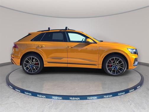 2023 Audi Q8 55 Premium Plus