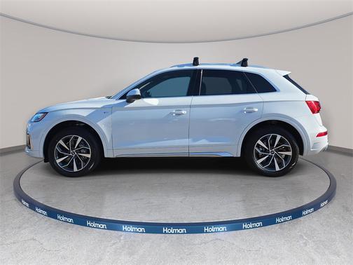 2022 Audi Q5 45 S line Premium Plus