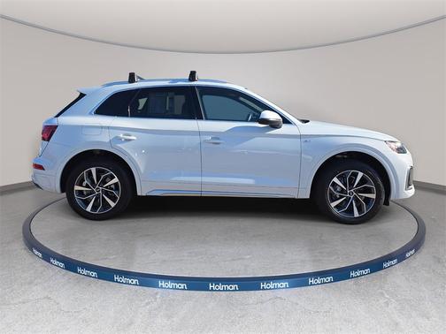 2022 Audi Q5 45 S line Premium Plus