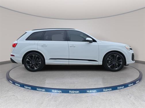 2026 Audi Q7 55 Premium Plus