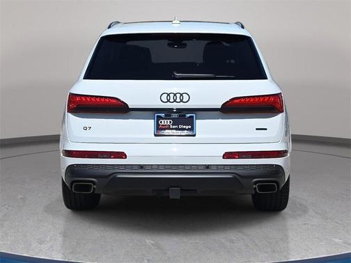 2026 Audi Q7 55 Premium Plus