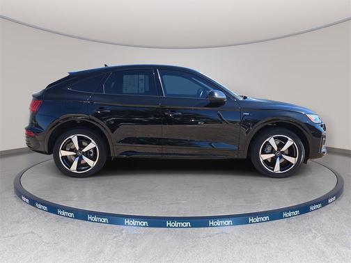 2022 Audi Q5 45 S line Premium Plus