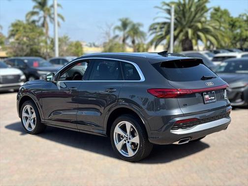2025 Audi Q5 Premium Plus