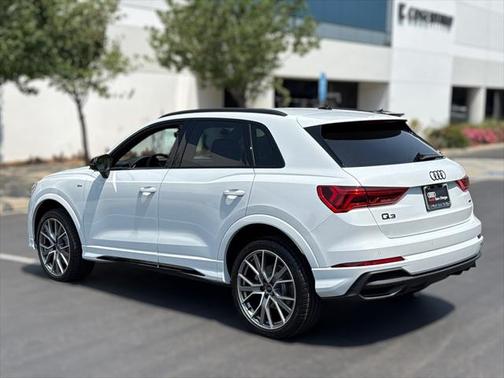 2025 Audi Q3 45 S line Premium Plus