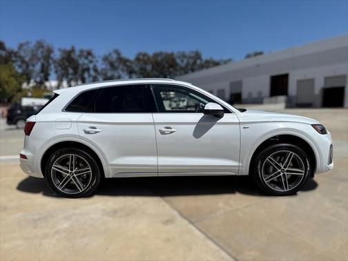 2025 Audi Q5 55 S line Premium Plus