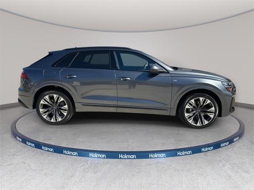 2025 Audi Q8 55 Premium Plus