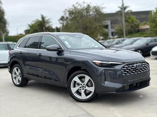 2025 Audi Q5 Premium Plus