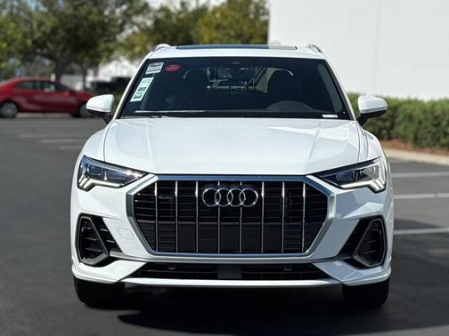 2025 Audi Q3 45 S line Premium Plus