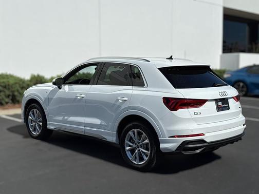 2025 Audi Q3 45 S line Premium Plus