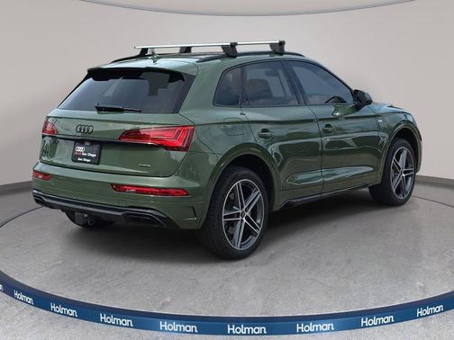 District Green Metallic 2023 Audi Q5 e 55 S line Premium Plus