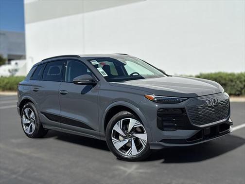 2025 Audi Q6 e-tron Premium Plus quattro