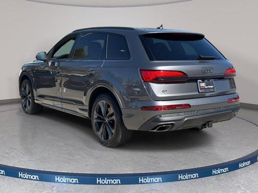 Samurai Gray Metallic 2025 Audi Q7 55 Premium Plus
