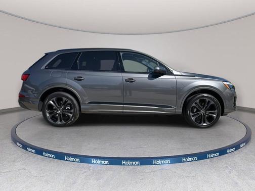 Samurai Gray Metallic 2025 Audi Q7 55 Premium Plus